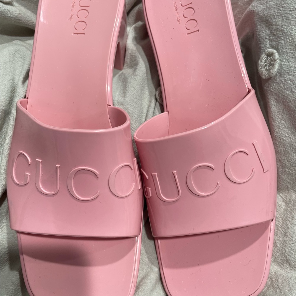 Gucci Women’s Block Heel Platform Slide Sandals 8 US